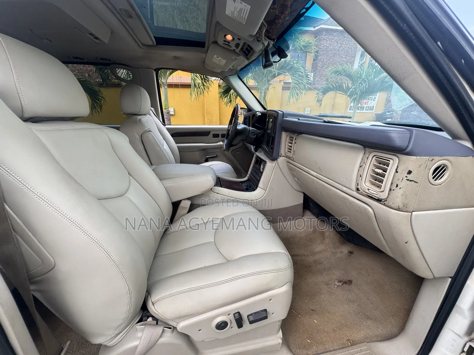 Cadillac Escalade 2012 White