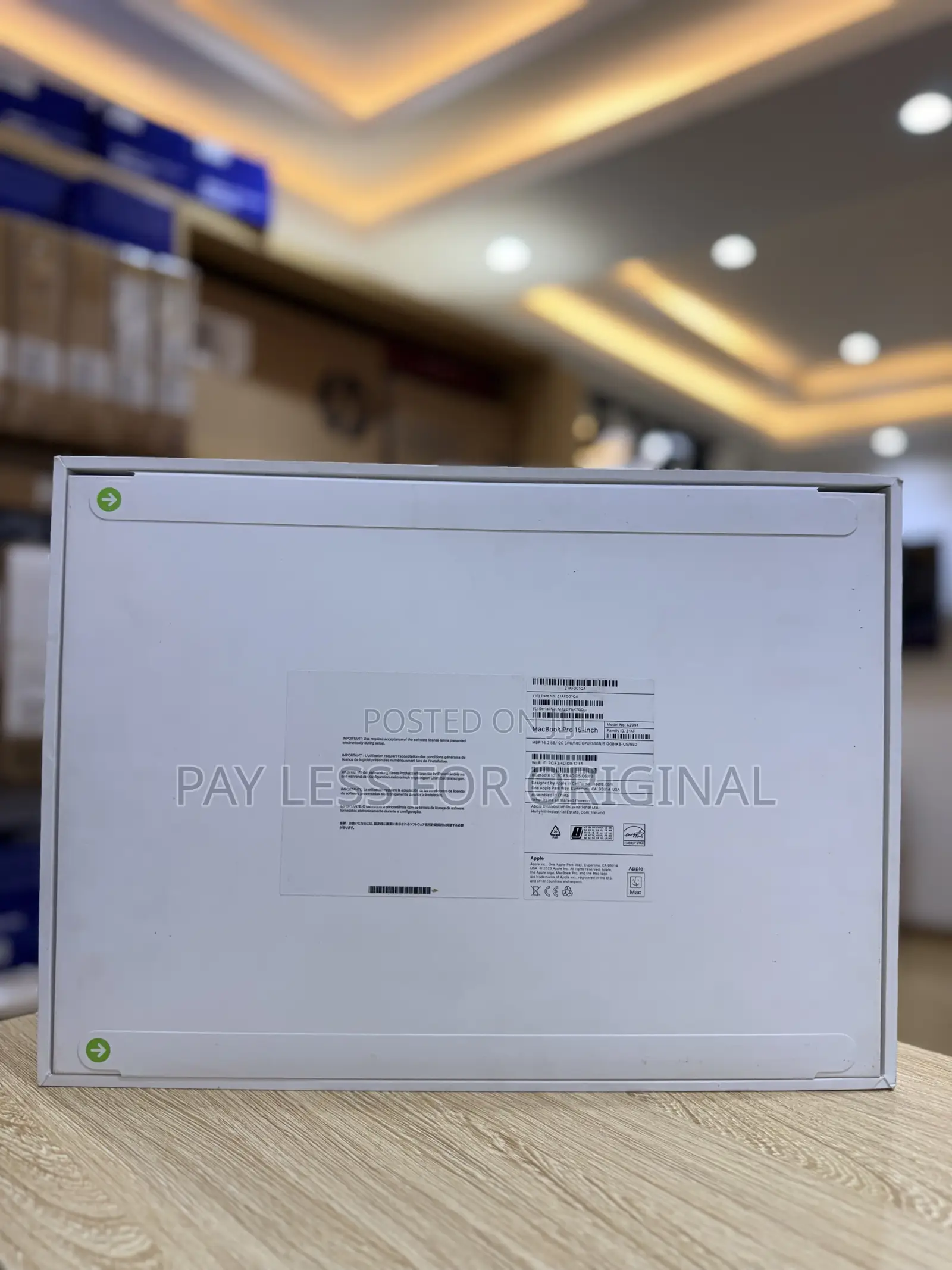 New Laptop Apple MacBook Pro 2023 M3 Pro 36GB Apple M3 Pro SSD 512GB
