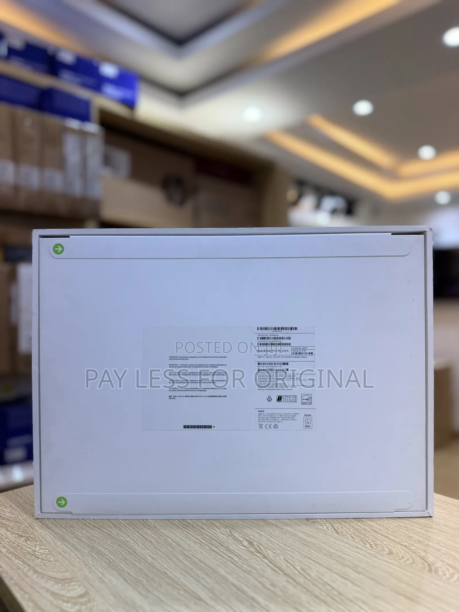 New Laptop Apple MacBook Pro 2023 M3 Pro 36GB Apple M3 Pro SSD 512GB
