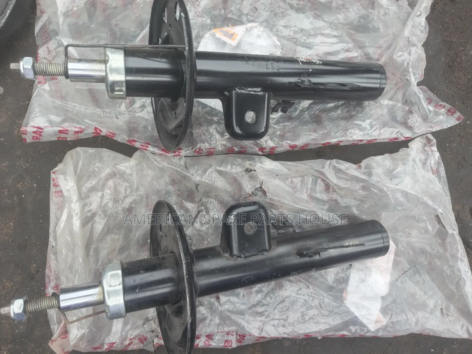 Ford Taurus 2010-2012 Front Shocks