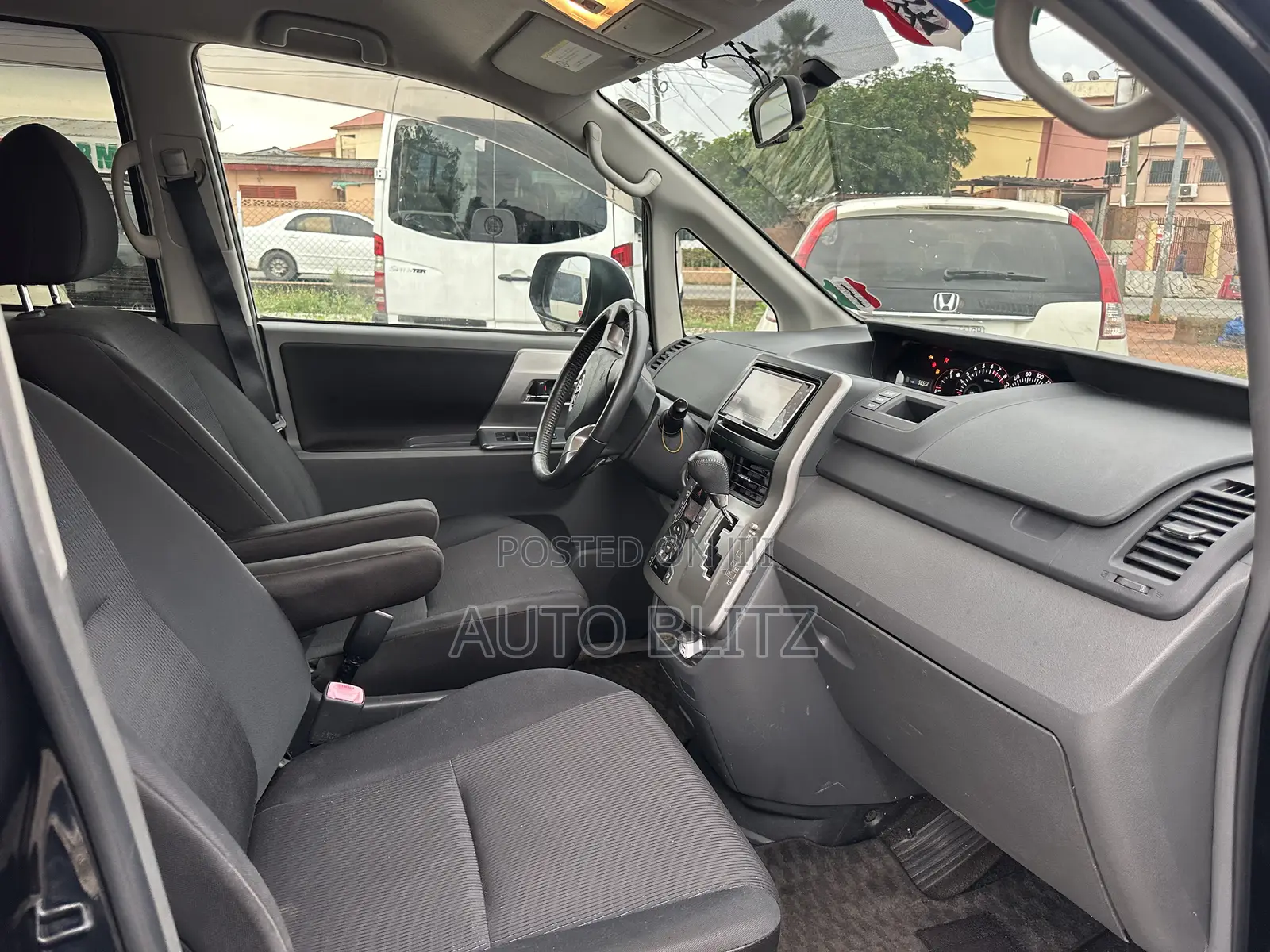 Toyota Voxy 2011 Black