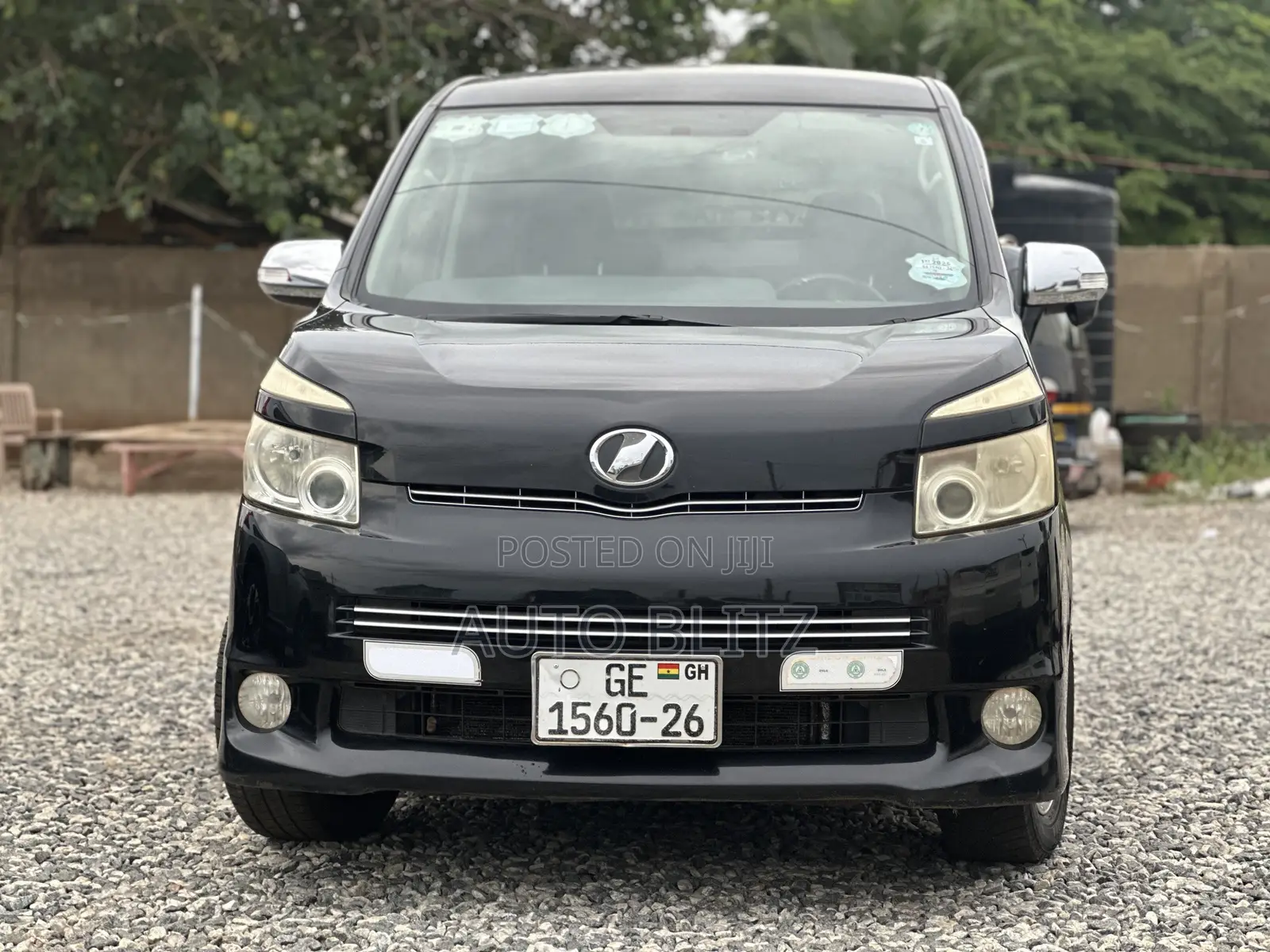 Toyota Voxy 2011 Black