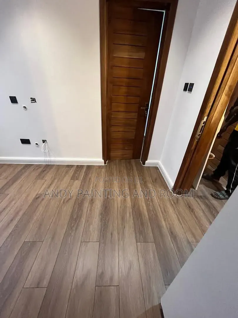 Professional Vinyl Flooring – Transforming Your Space