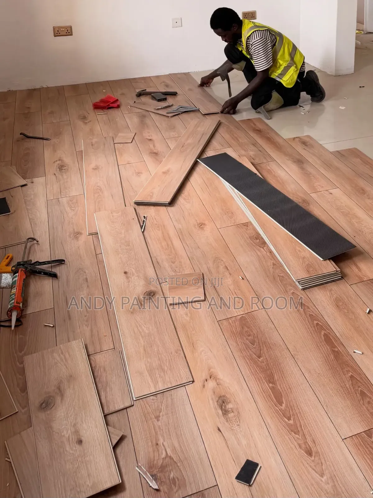 Scratch-Proof Vinyl Flooring – Expertly Installed