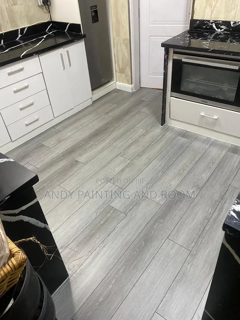 Fast, Clean, and Professional Vinyl Flooring Service