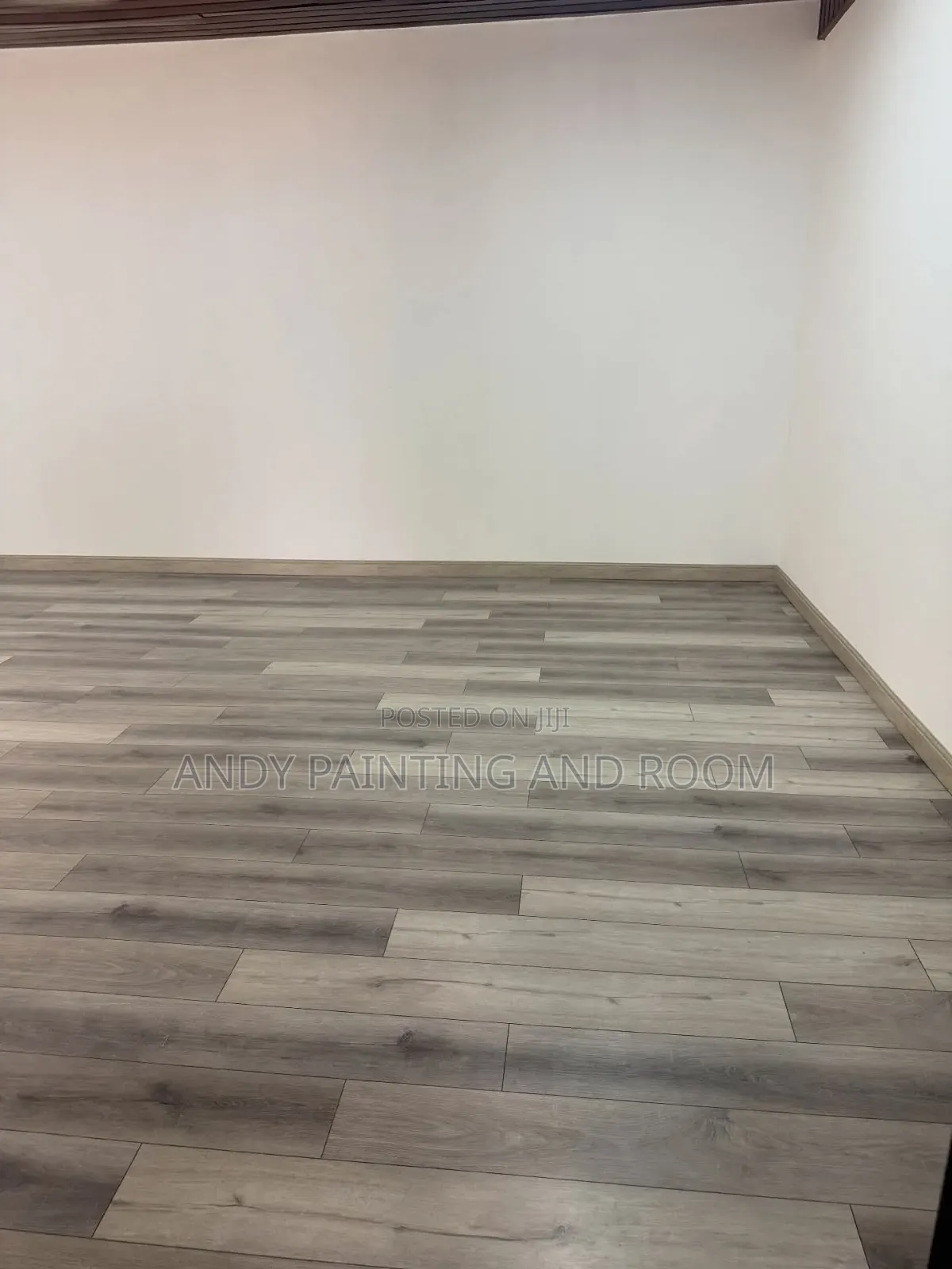 Ready to Install? Professional Vinyl Flooring Services