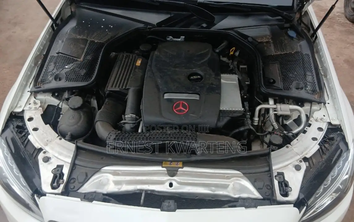 Mercedes-Benz C300 2018 White