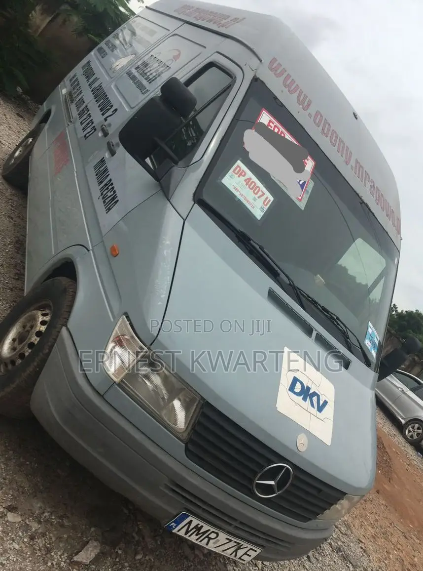 Mercedes-Benz Sprinter 2004 Blue