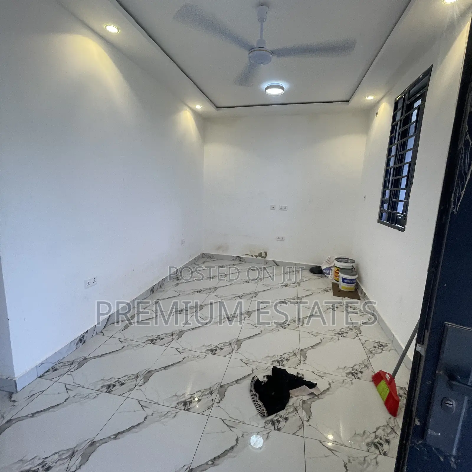 2bdrm Apartment in Lake Side Estate for rent