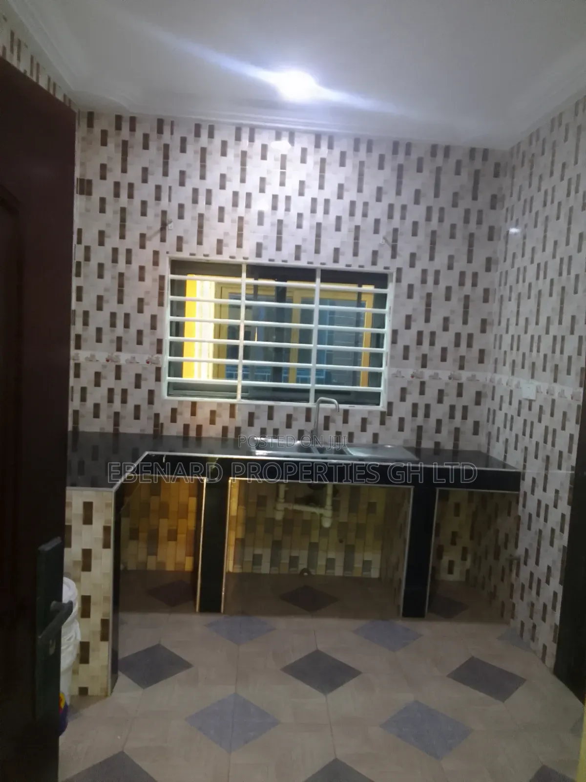 2bdrm Apartment in Ebenard Properties, Baatsona Total for rent