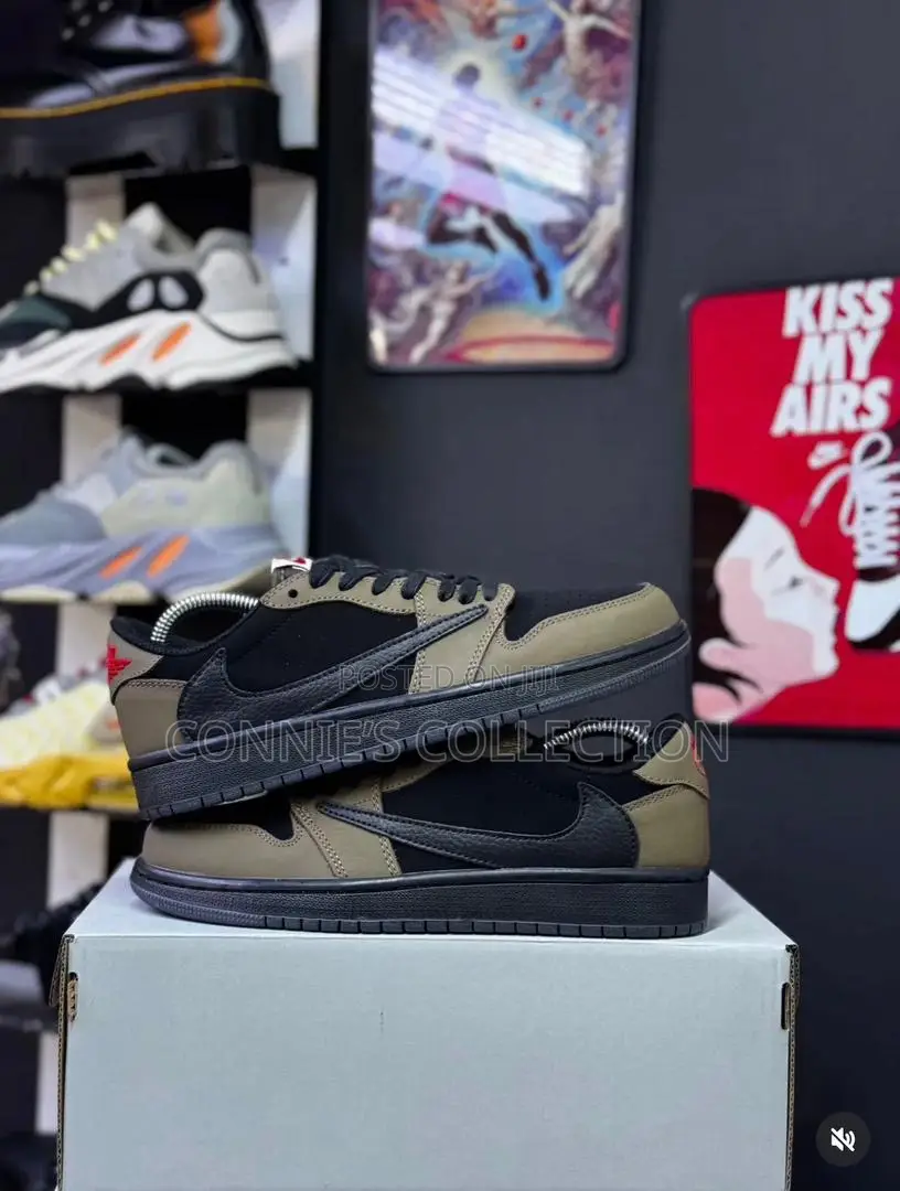 Nike X Travis Scott Air Jordan 1 Low Og