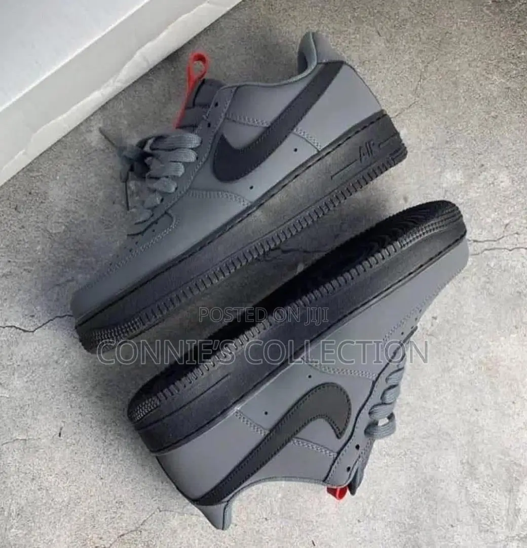 Nike Air Force 1 Sneaker