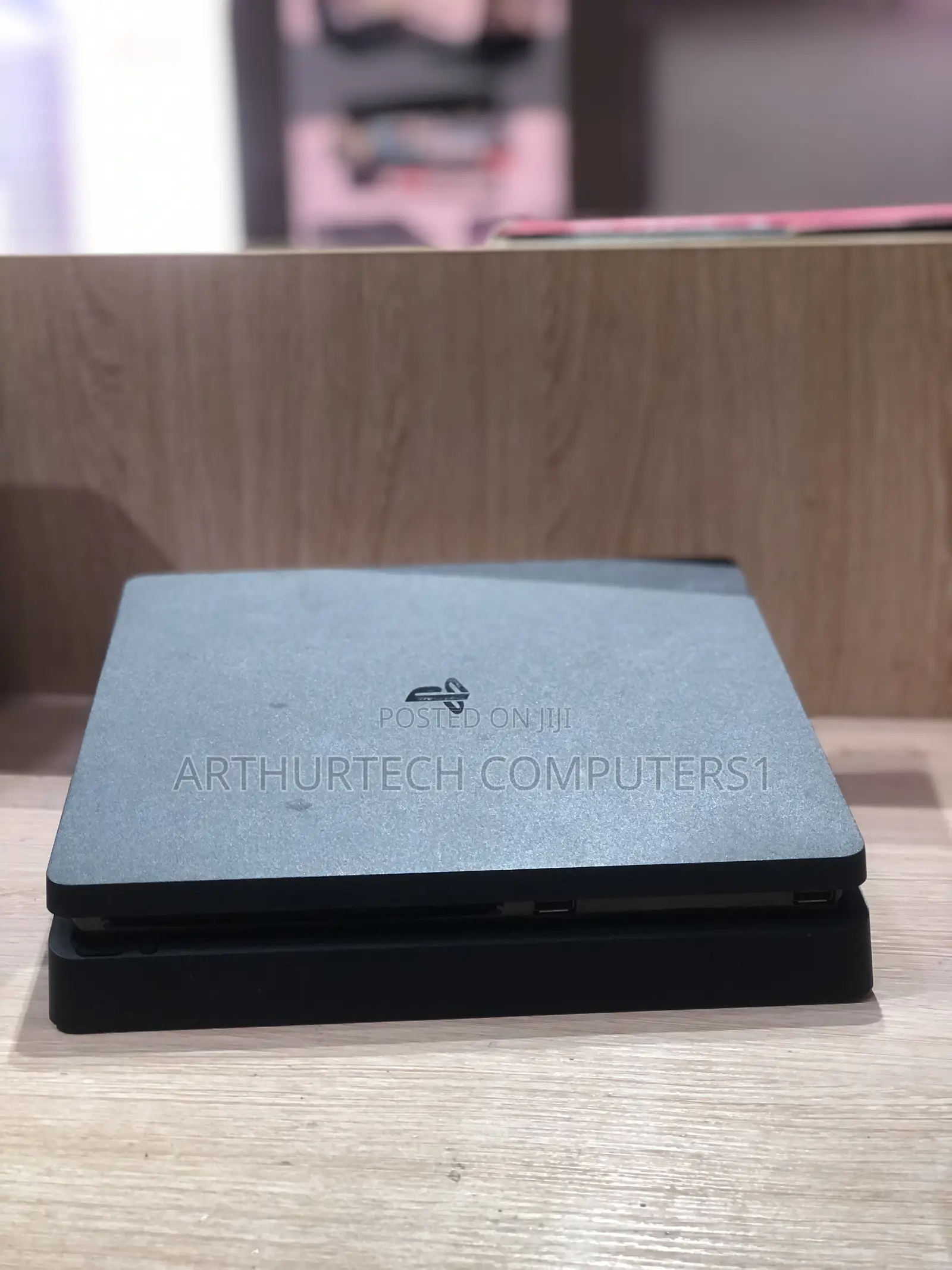 Playstation 4 Slim
