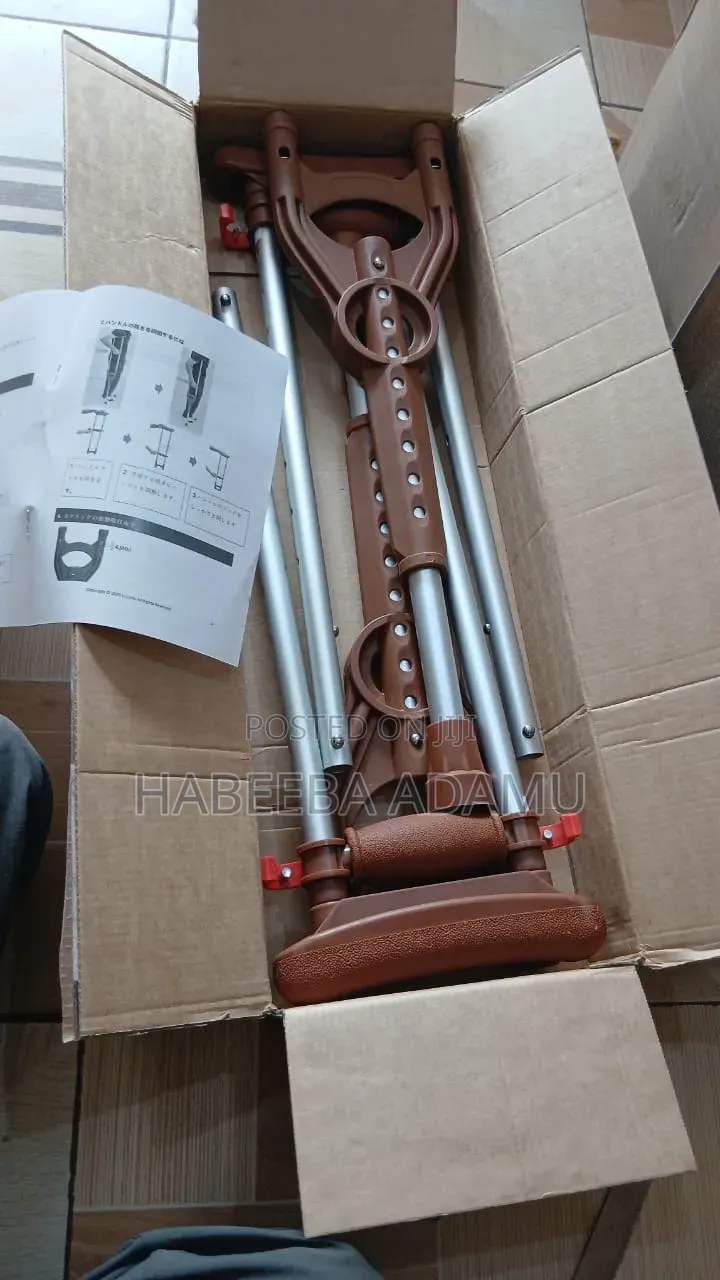 Foldable Underarm Crutches