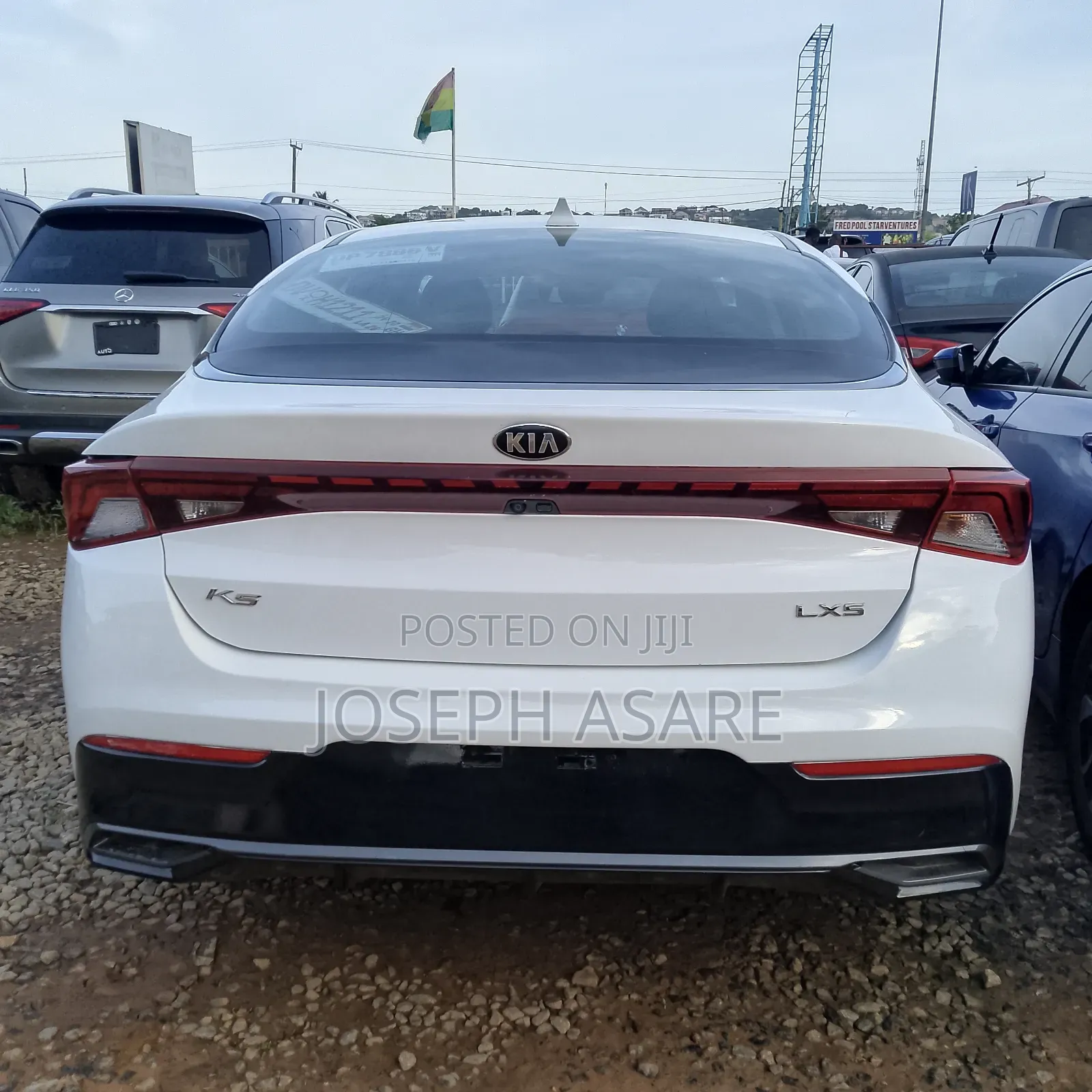 Kia K5 LXS 2022 White