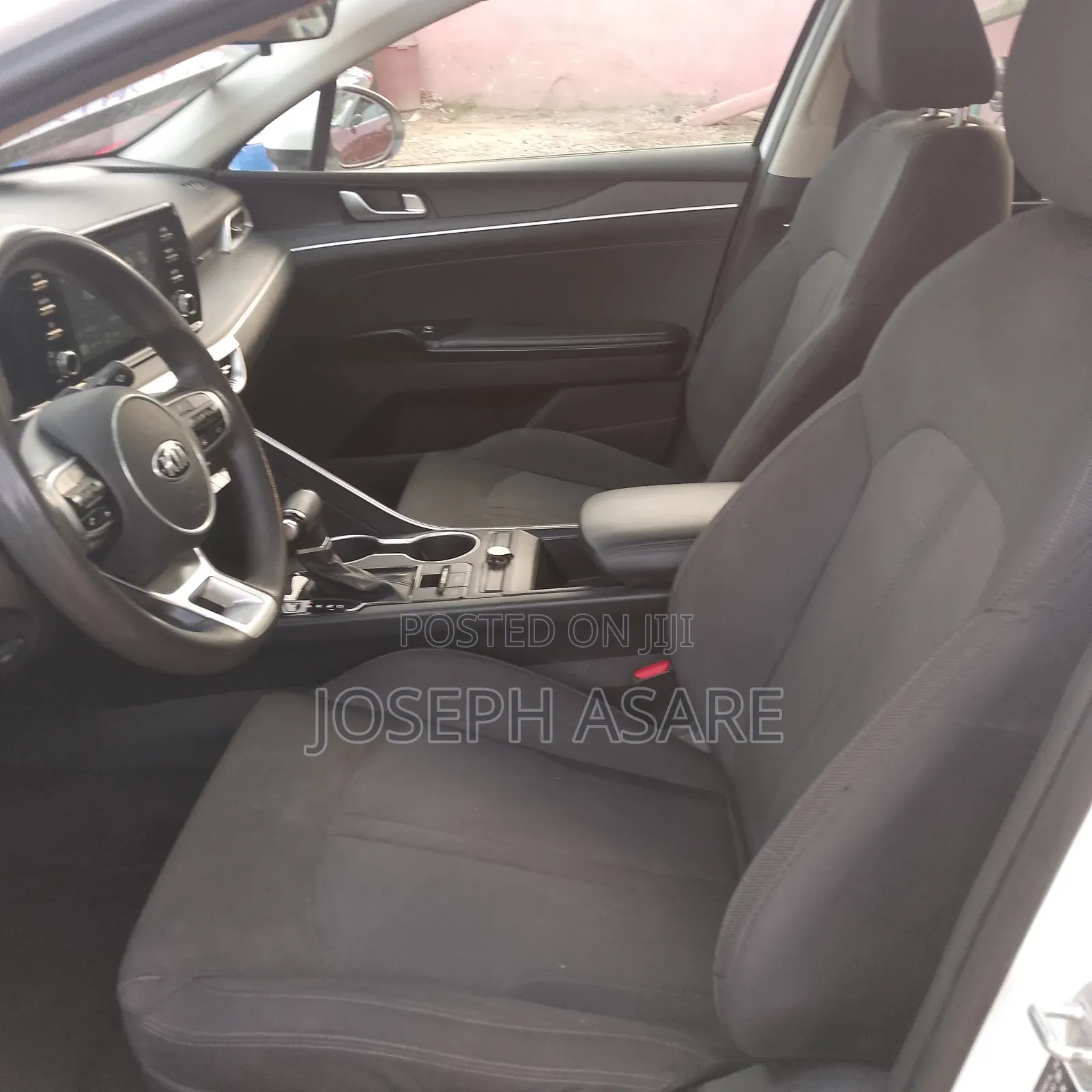 Kia K5 LXS 2022 White