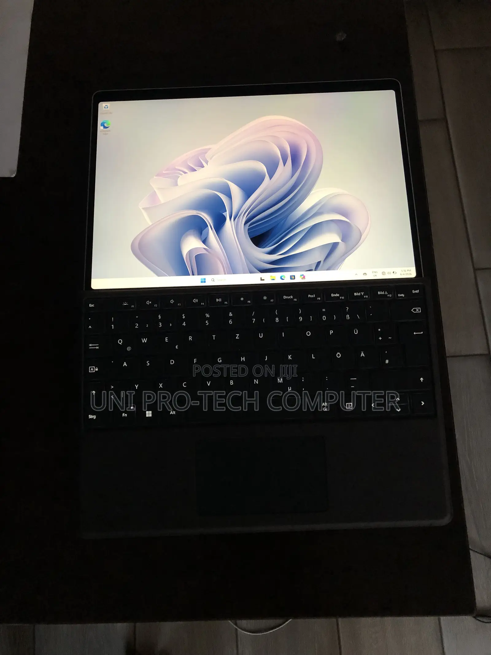 Laptop Microsoft Surface Pro 10 16GB Intel Core Ultra 7 SSD 256GB