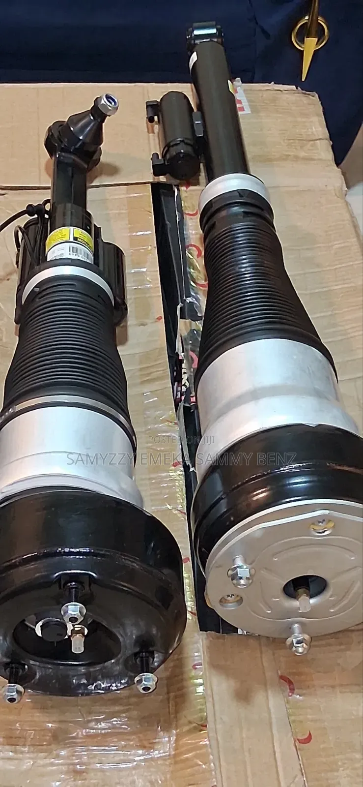 Air Suspension Strut for Mercedes-Benz S-Class W222 or W221 Models.