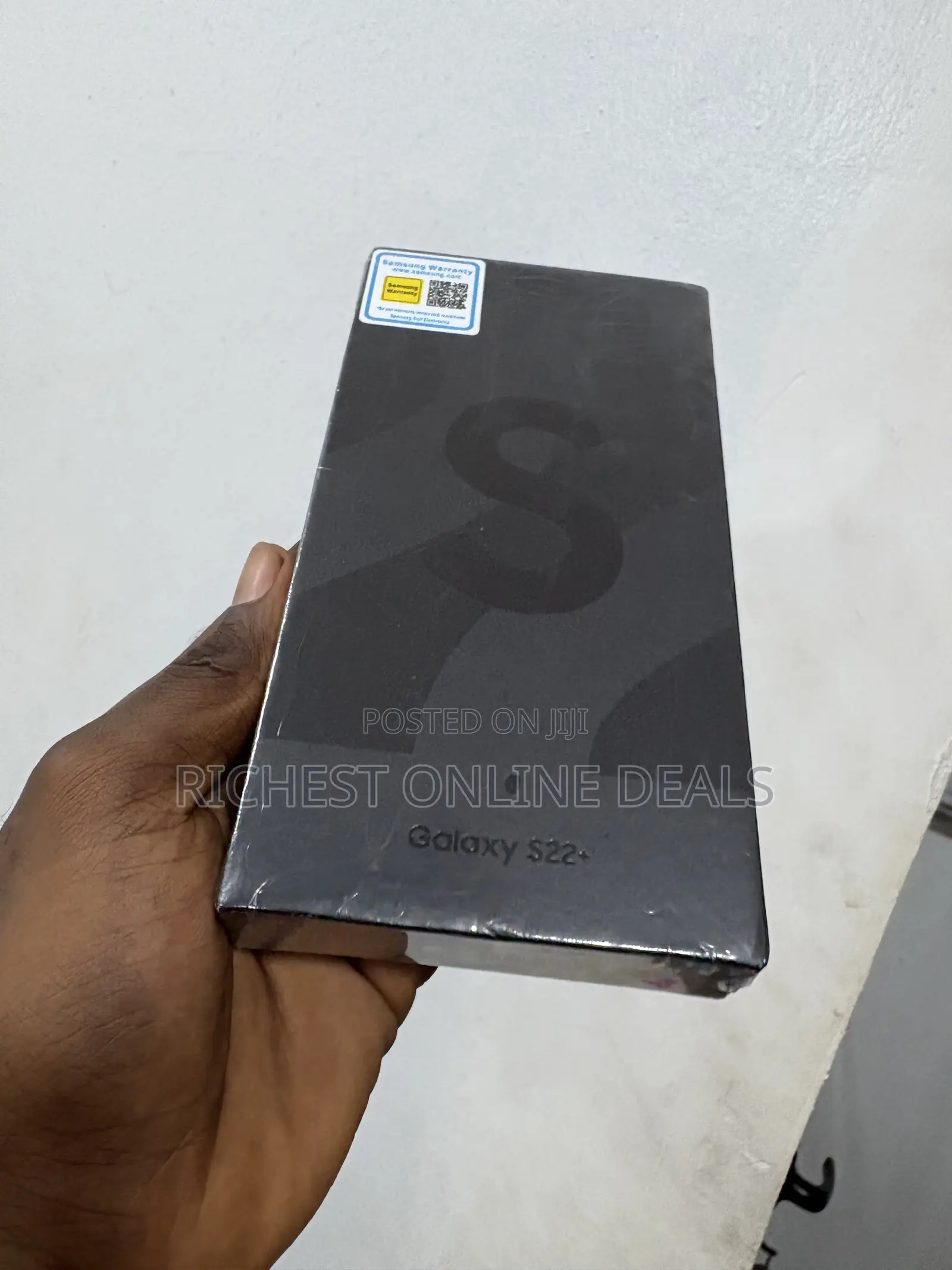 New Samsung Galaxy S22+ 5G 128 GB