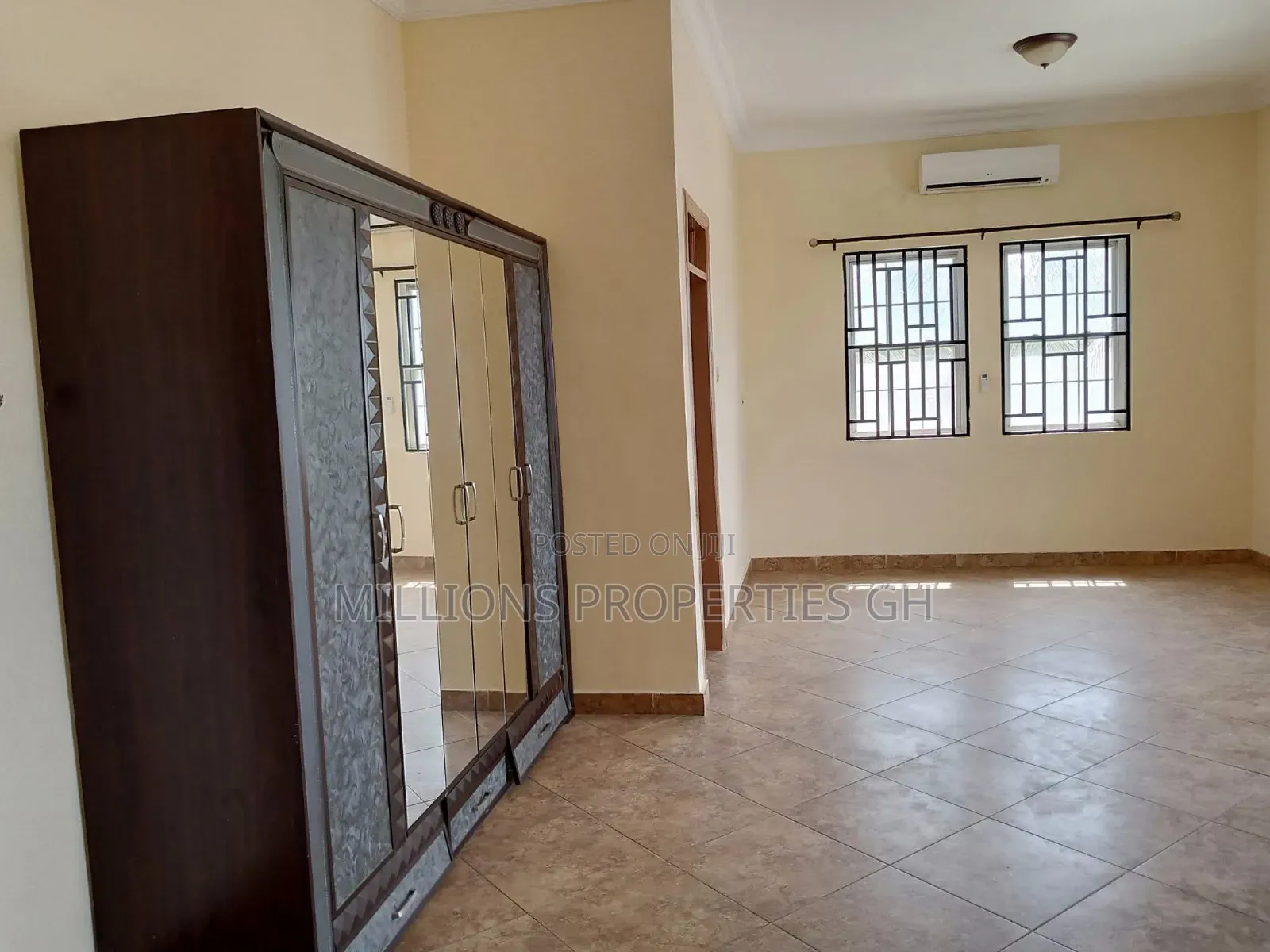 Furnished 5bdrm House in Millions Properties, Kumasi Metropolitan