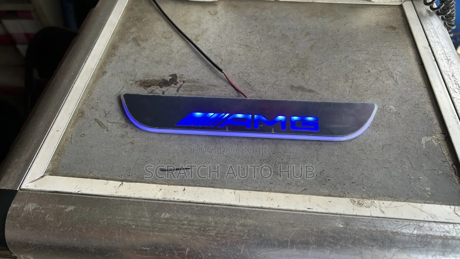 Mercedes Benz Stepper With Light Available