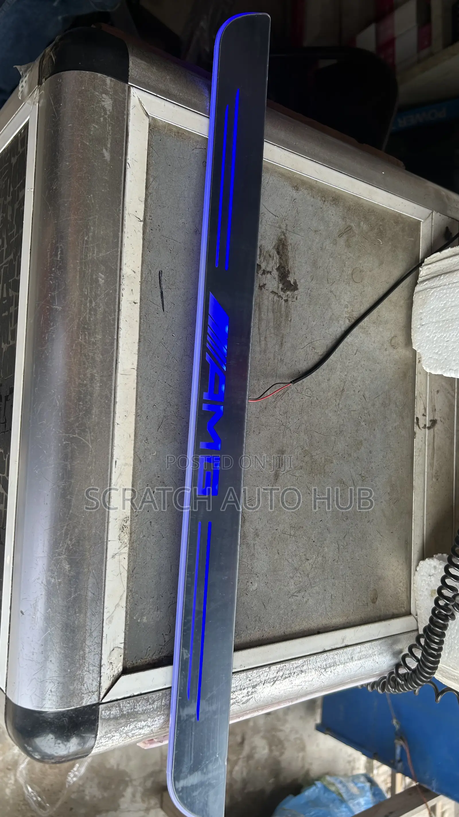 Mercedes Benz Stepper With Light Available