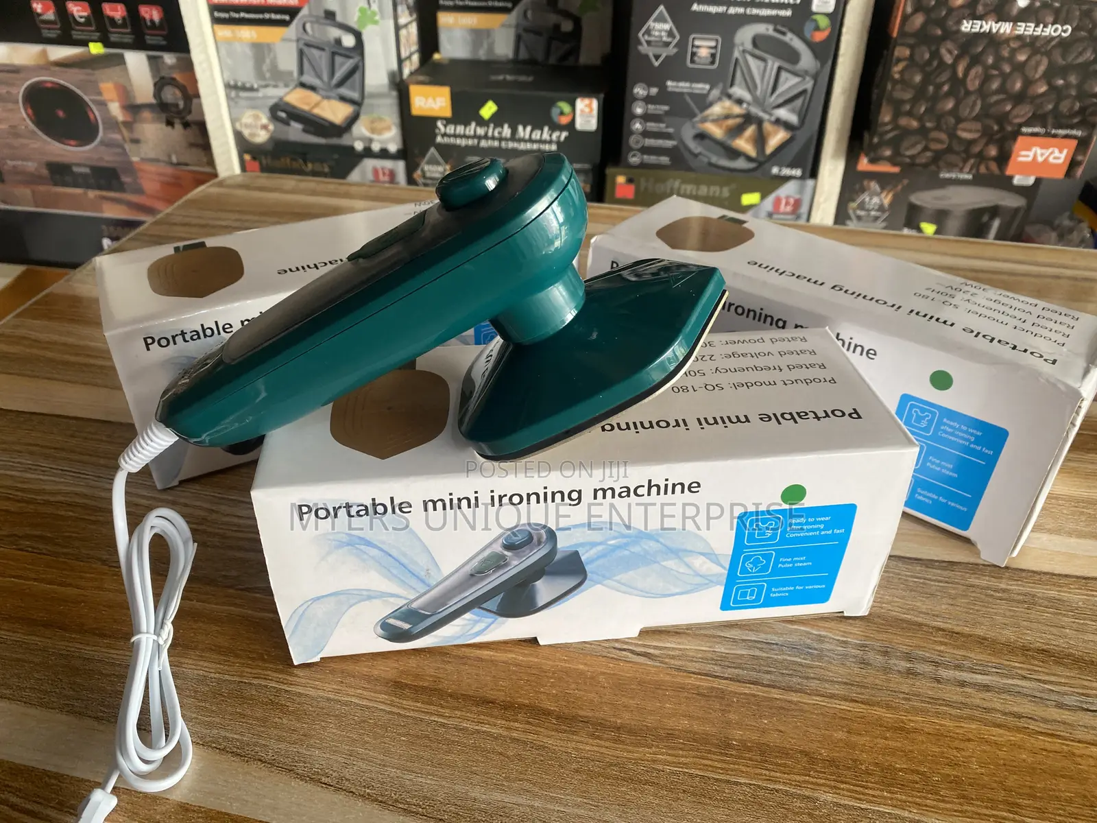 Mini Steam Iron Suitable for Various Fabrics