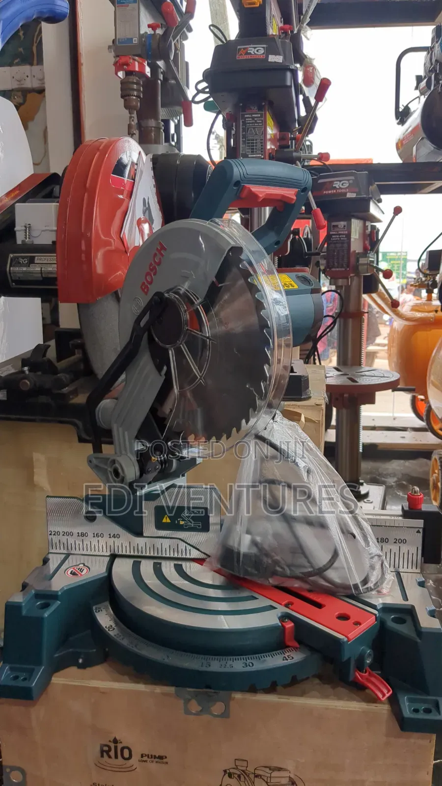 Professional GCM 254 Bosch 1750w Mitre Saw
