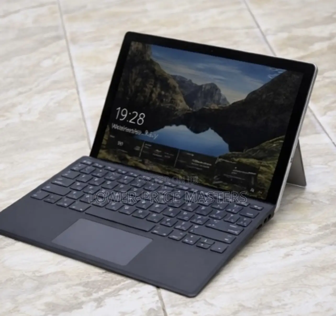 New Laptop Microsoft Surface Pro 6 8GB Intel Core i5 SSD 128GB