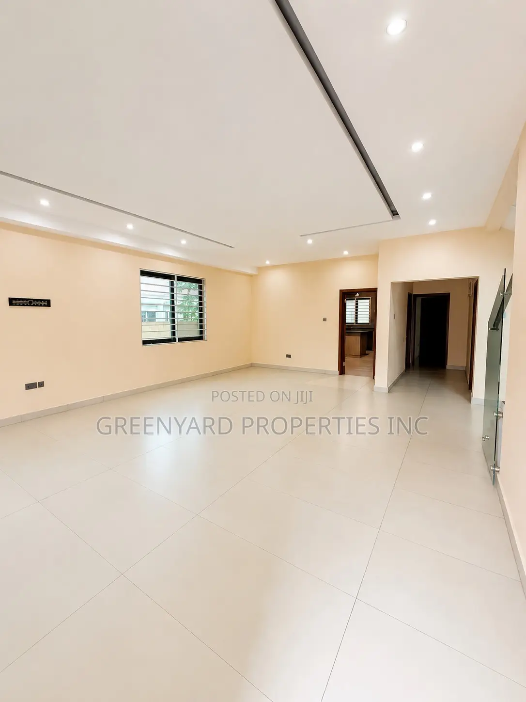 4bdrm House in A&C Mall, East Legon for rent