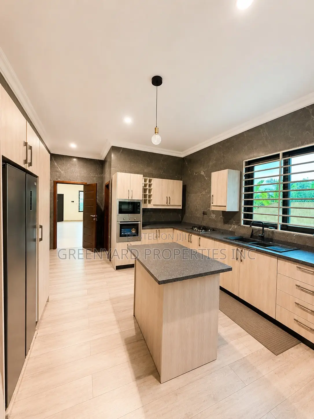 4bdrm House in A&C Mall, East Legon for rent