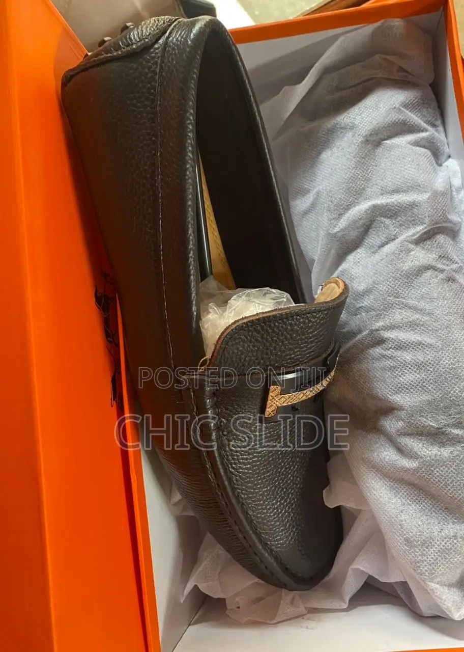 Pebbled Leather Shoes