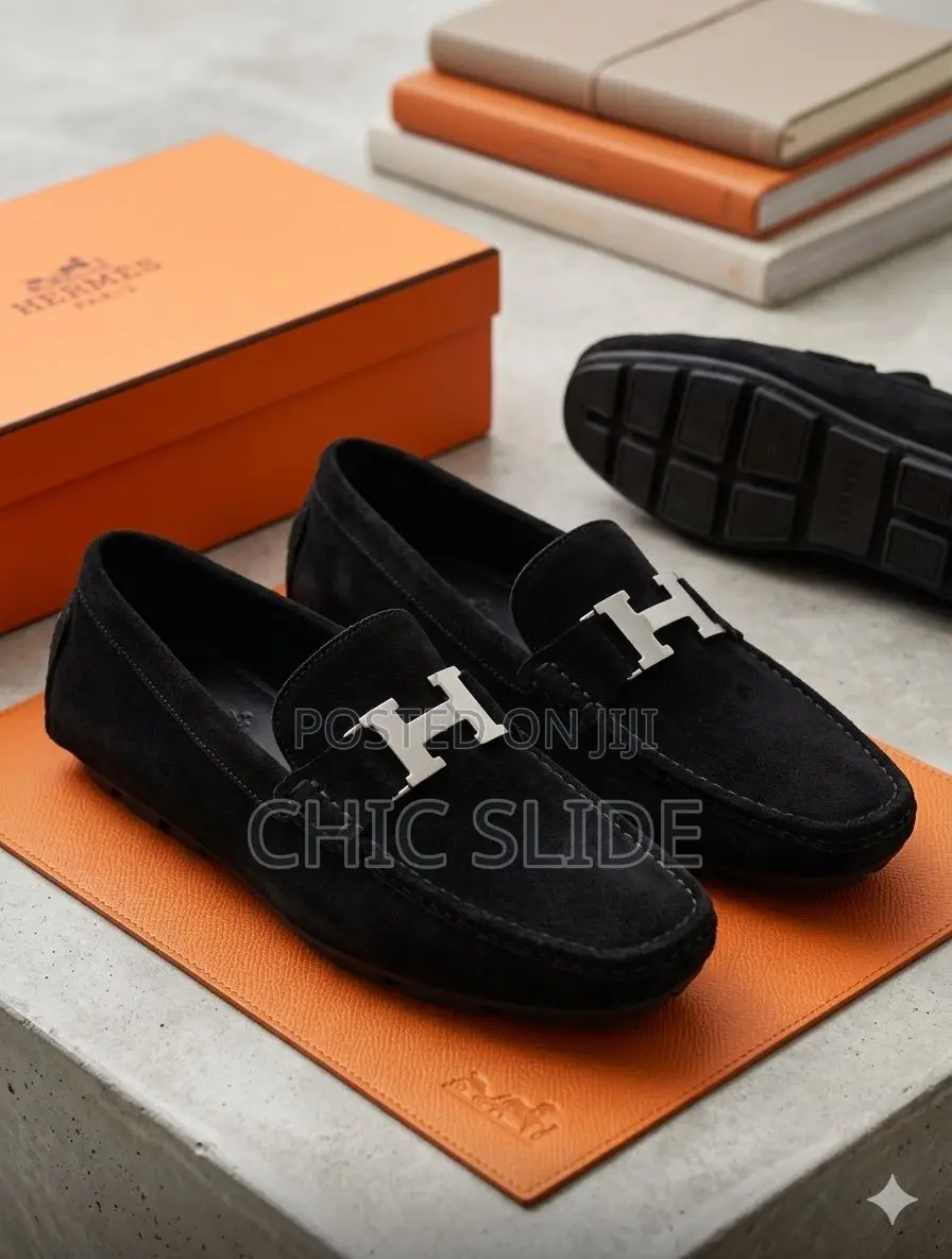 H-Buckle Suede Shoes