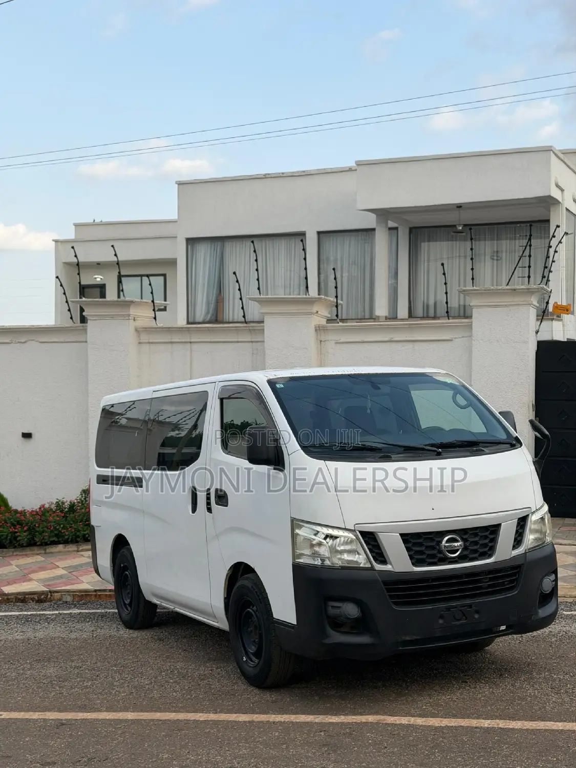 Nissan Caravan 2011 White