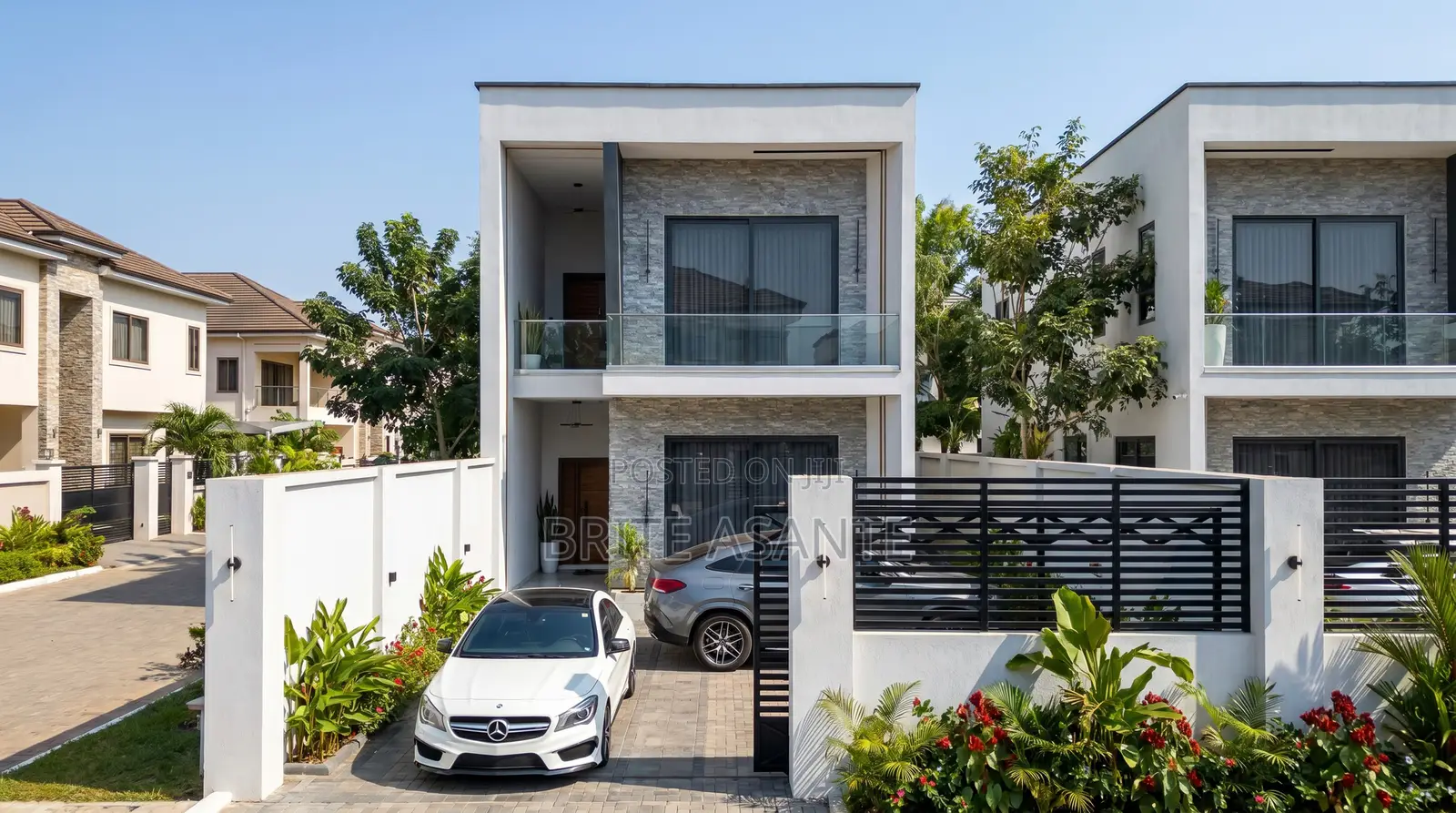 3d Architecture Drawing for Three Bedrooms on 28ft X 100ft Land Size