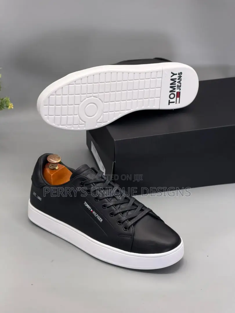 Tommy Hilfiger Black Leather Sneakers