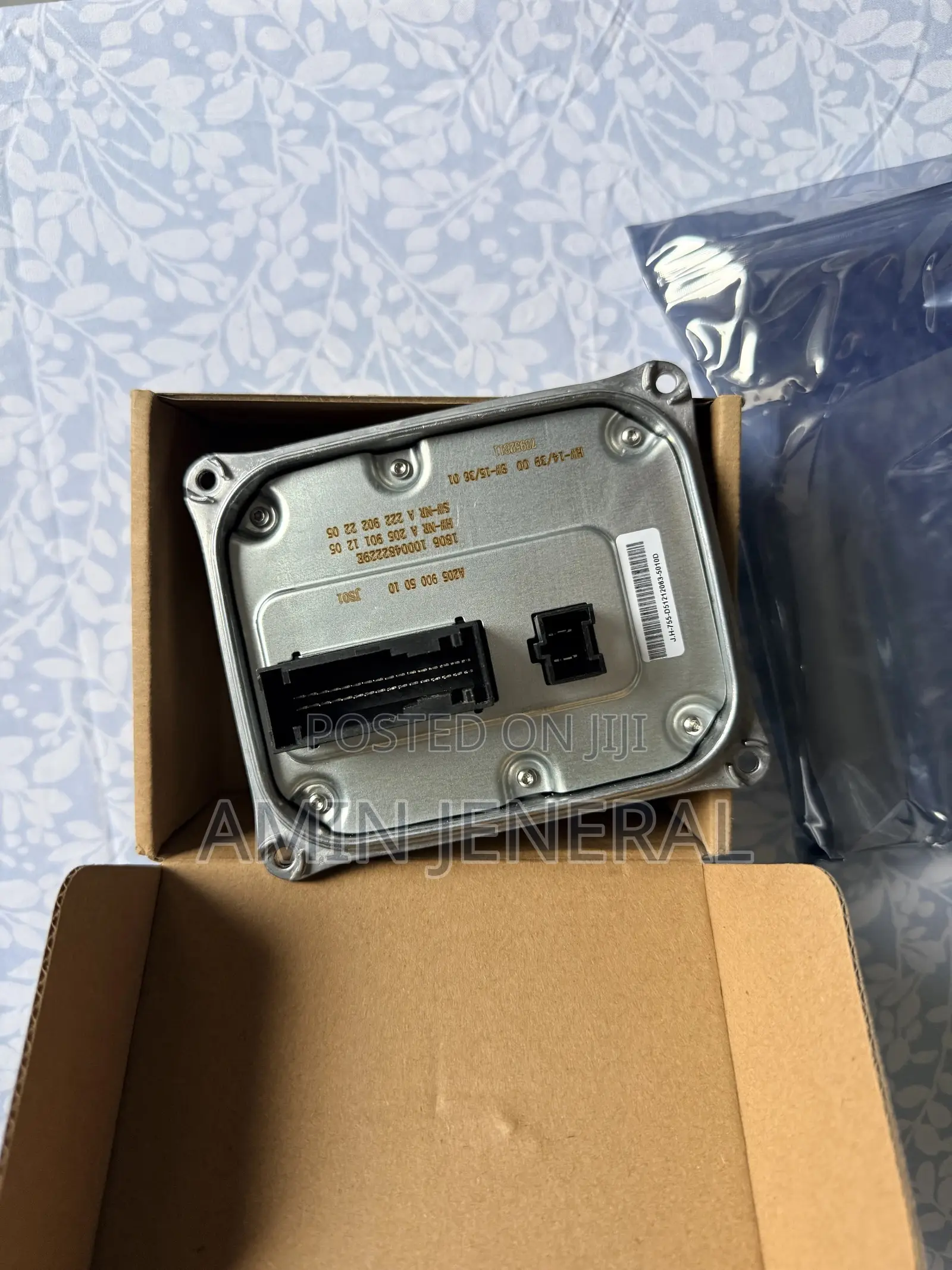 C300 W205 Headlight Charger