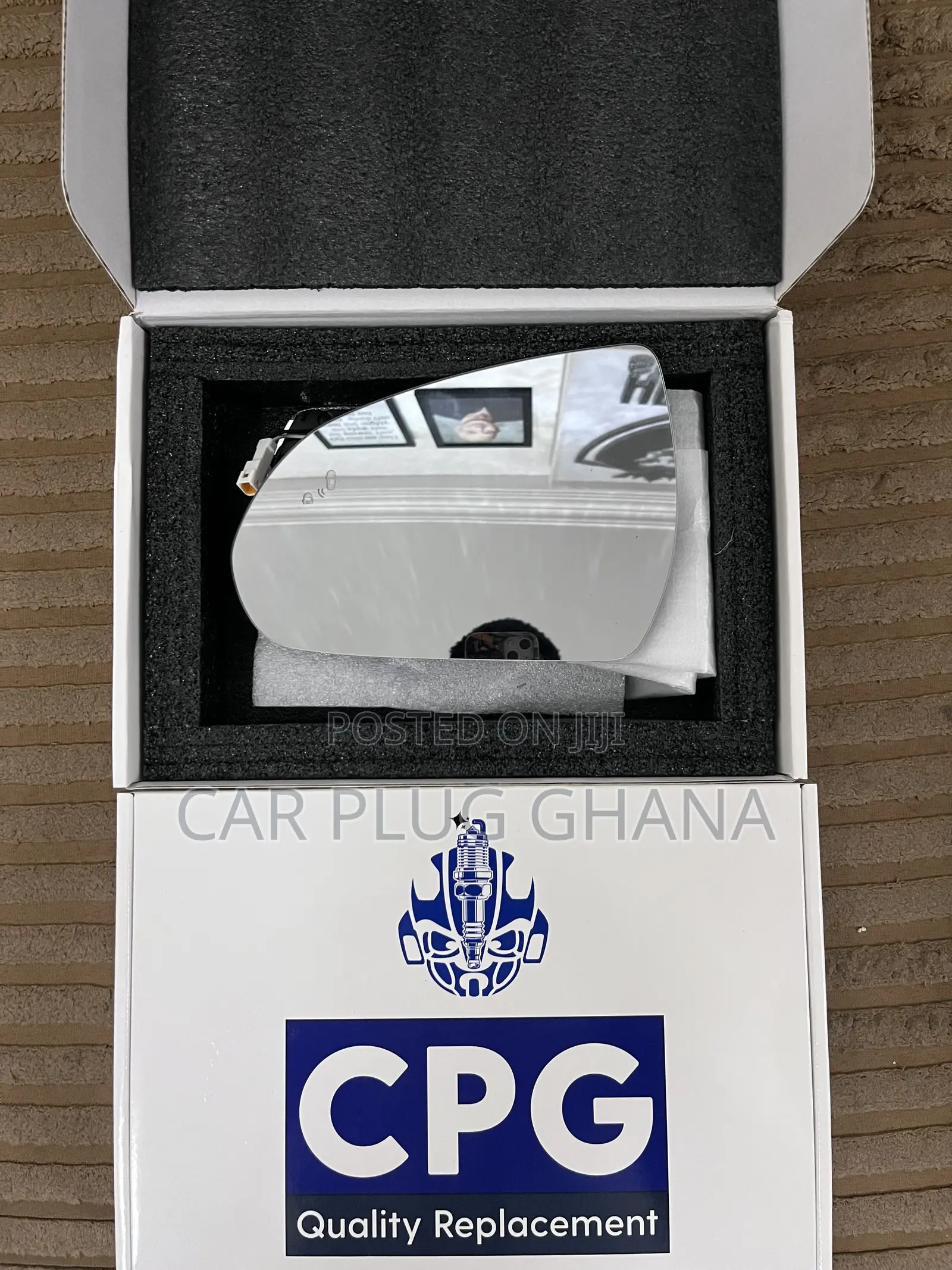 Hyundai Elantra 2015-2020 Side Mirror Glass With Sensor