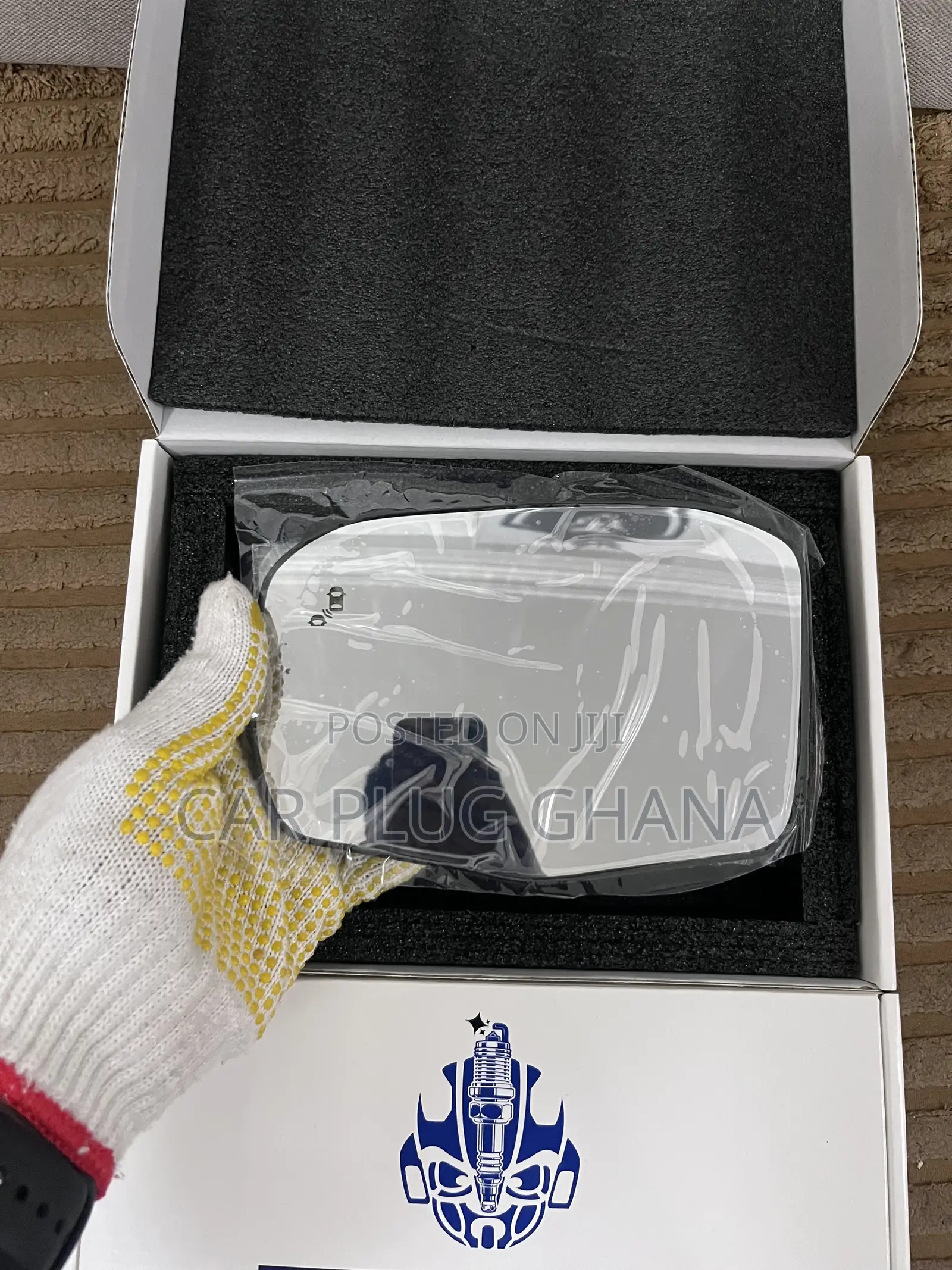 Honda CRV HRV 2023-2026 Side Mirror Glass With Sensor