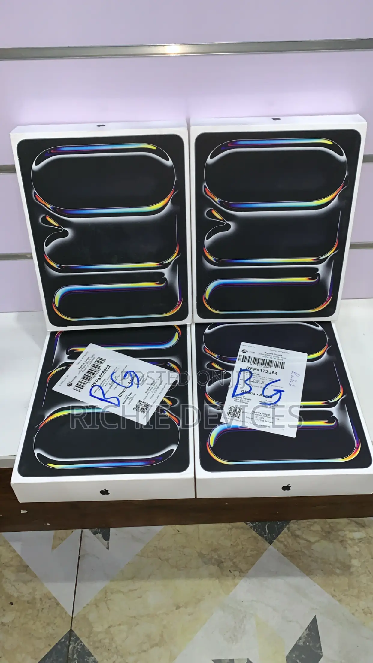 New Apple iPad (2025) 256 GB Silver