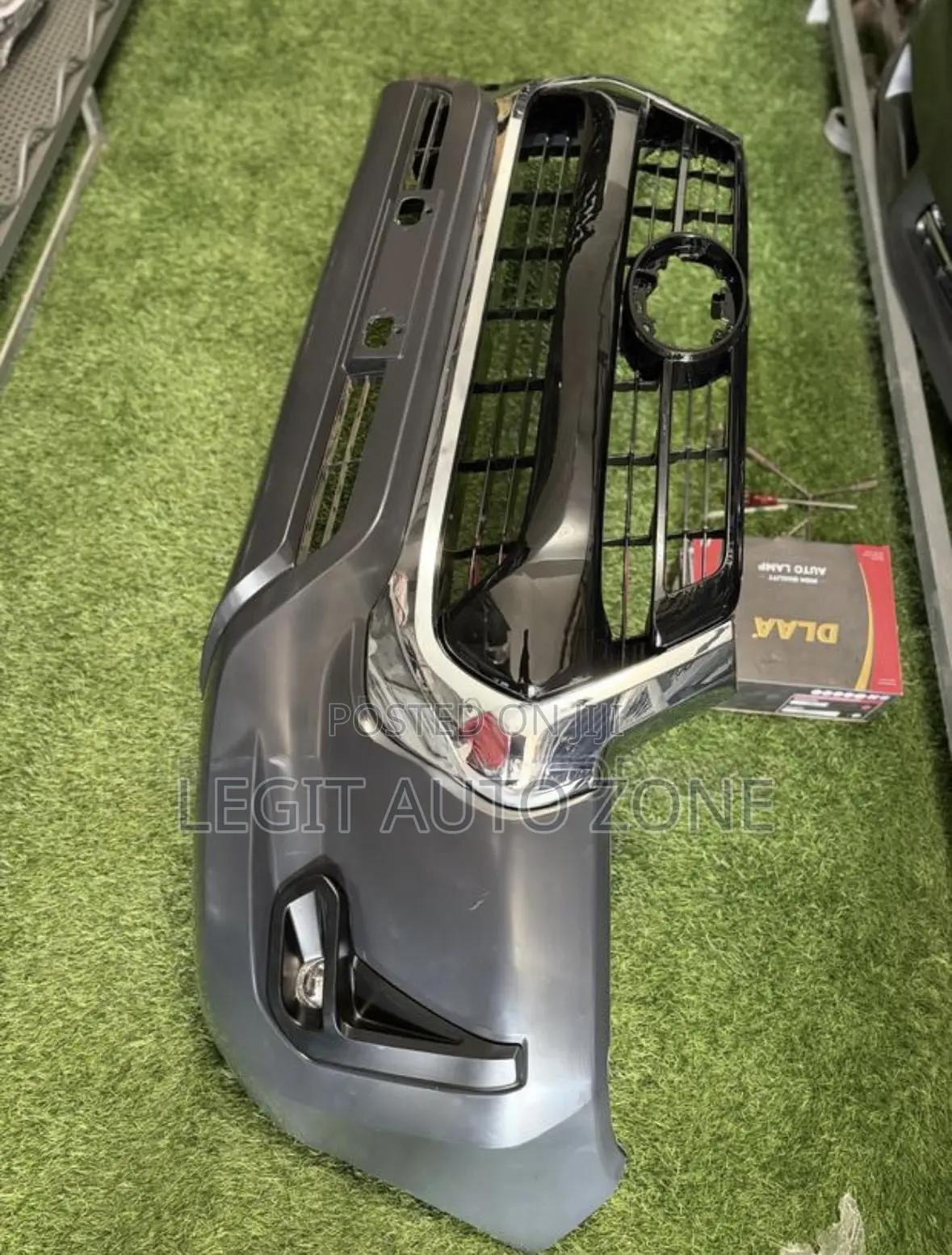 Toyota Hulix 2021,2022,2023,2024, Front Bumper Complete