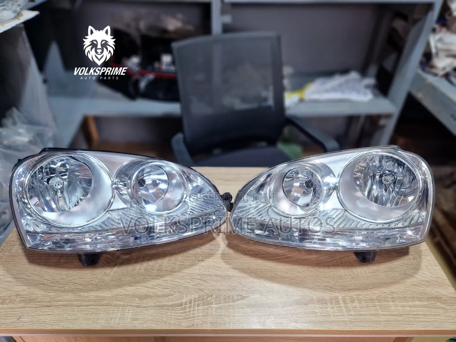 Headlight for Volkswagen Golf v Jetta V