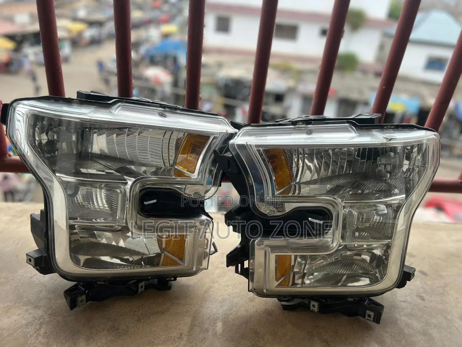 Ford F150 2017,2018,2019, Headlight Normal Available
