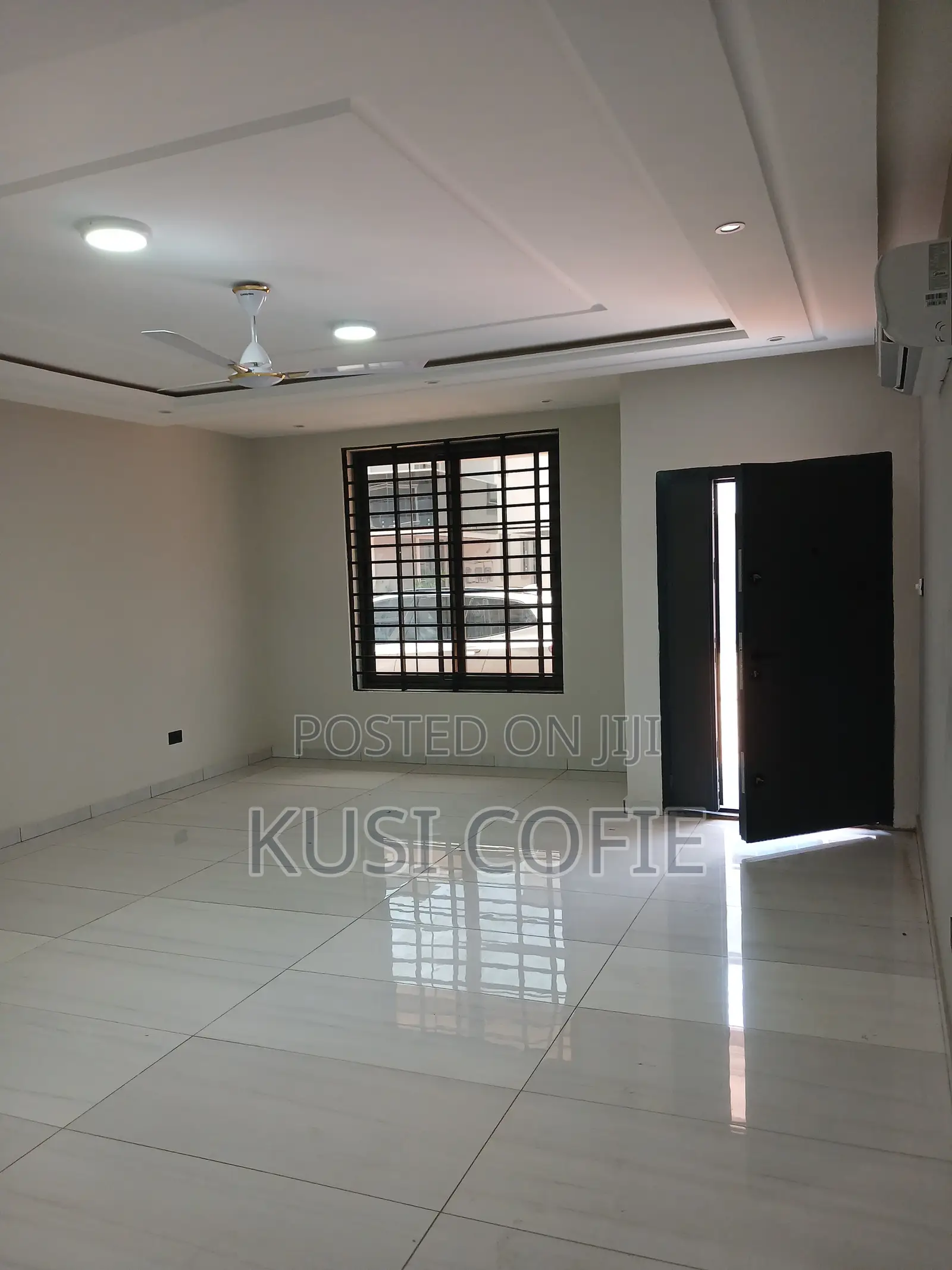 3bdrm Townhouse / Terrace in Parakuo Estate for rent