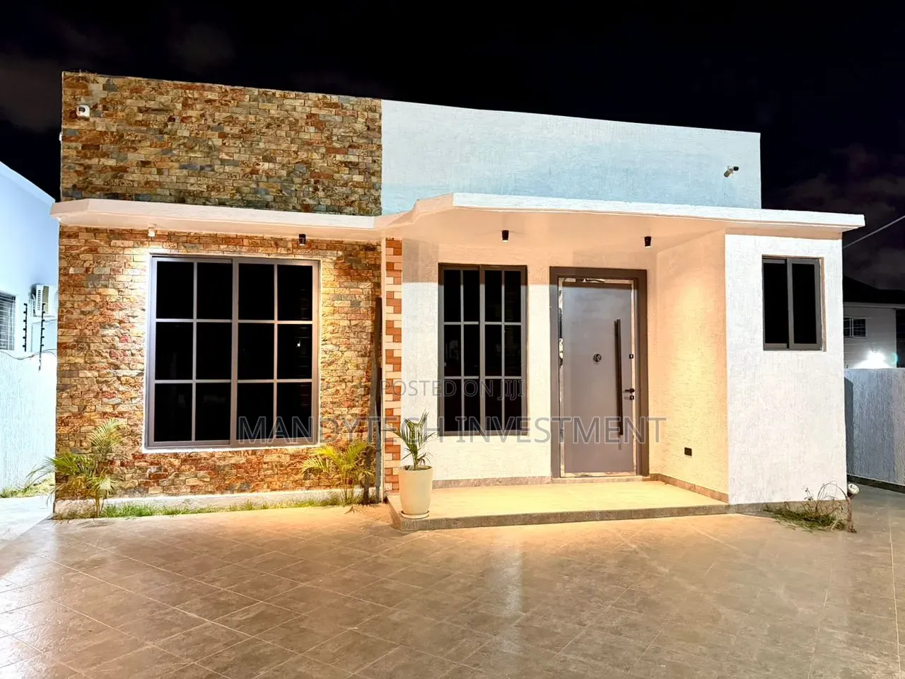 3bdrm Duplex in Lake Side Estate for sale