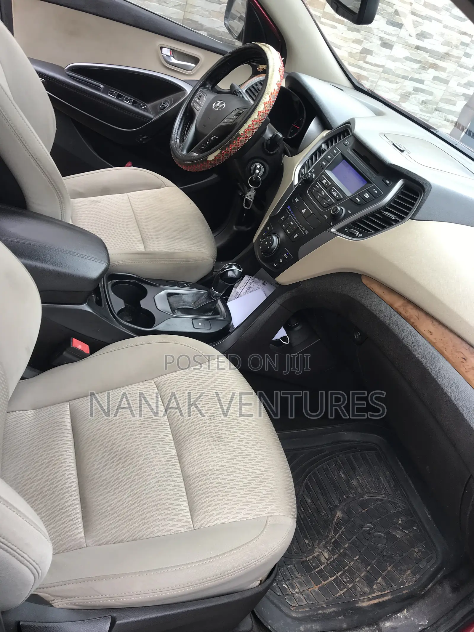 Hyundai Santa Fe 2014 Red