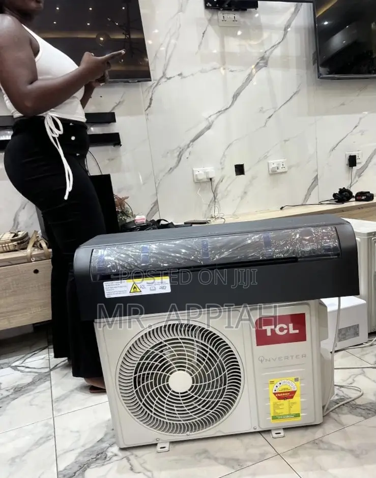 Sleek TCL 1.5hp Mirror Air Conditioner(Black)Inverter 