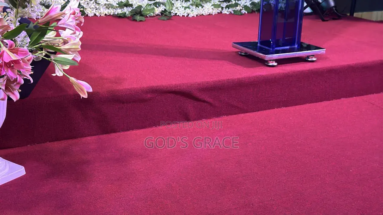 Dark Wine Commercial Woolen Carpet