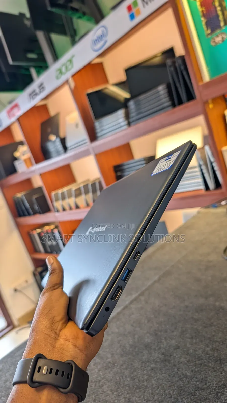 Laptop Toshiba Satellite Pro C640 4GB Intel Celeron SSD 128GB