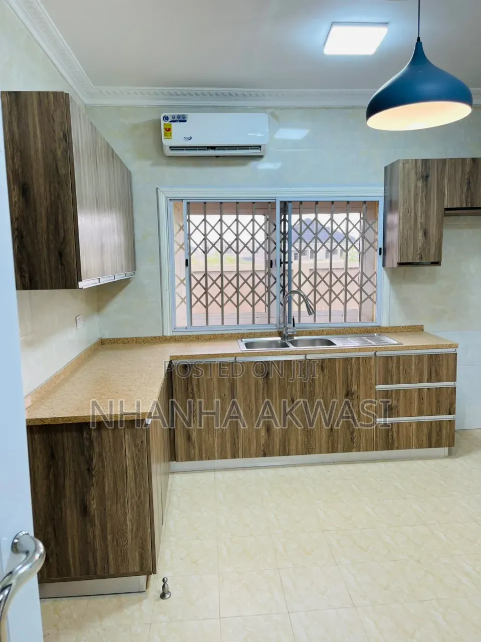 3bdrm House in Community 24, Sakumono for rent
